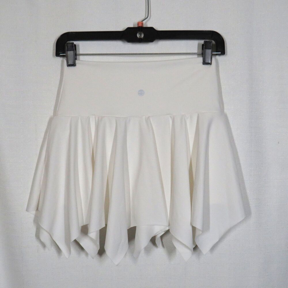 Halara Active Off White Handkerchief Hem Flare Mini Skort Size Small - Picture 4 of 9